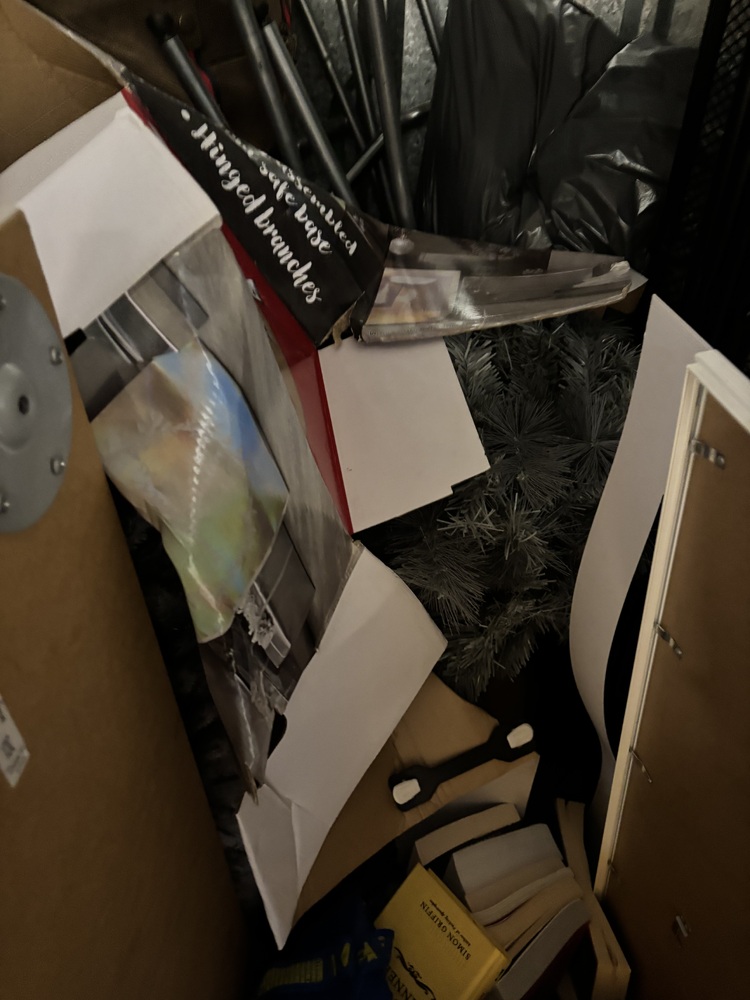 Battersea Lombard Storage Unit auction IB-7594 22