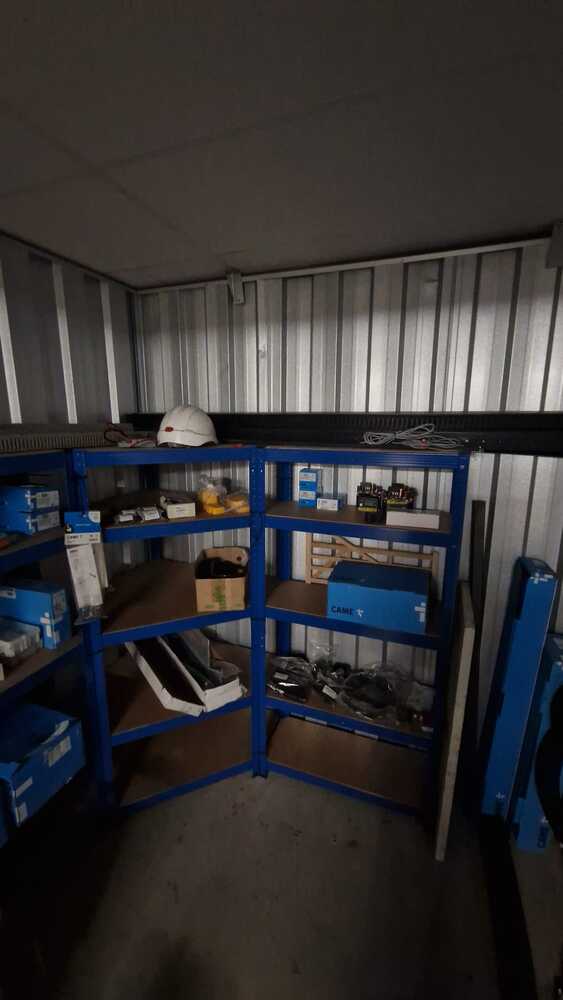 DERBY Storage auction IB-6883 20