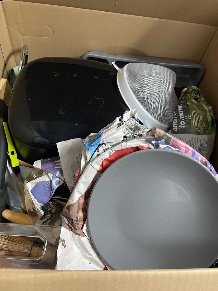 Bow Storage Unit auction IB-6459 22