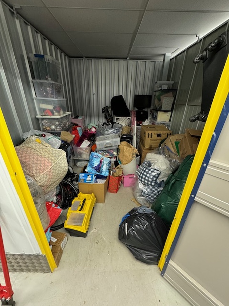 ROCHDALE storage facility unit auction IB-4736