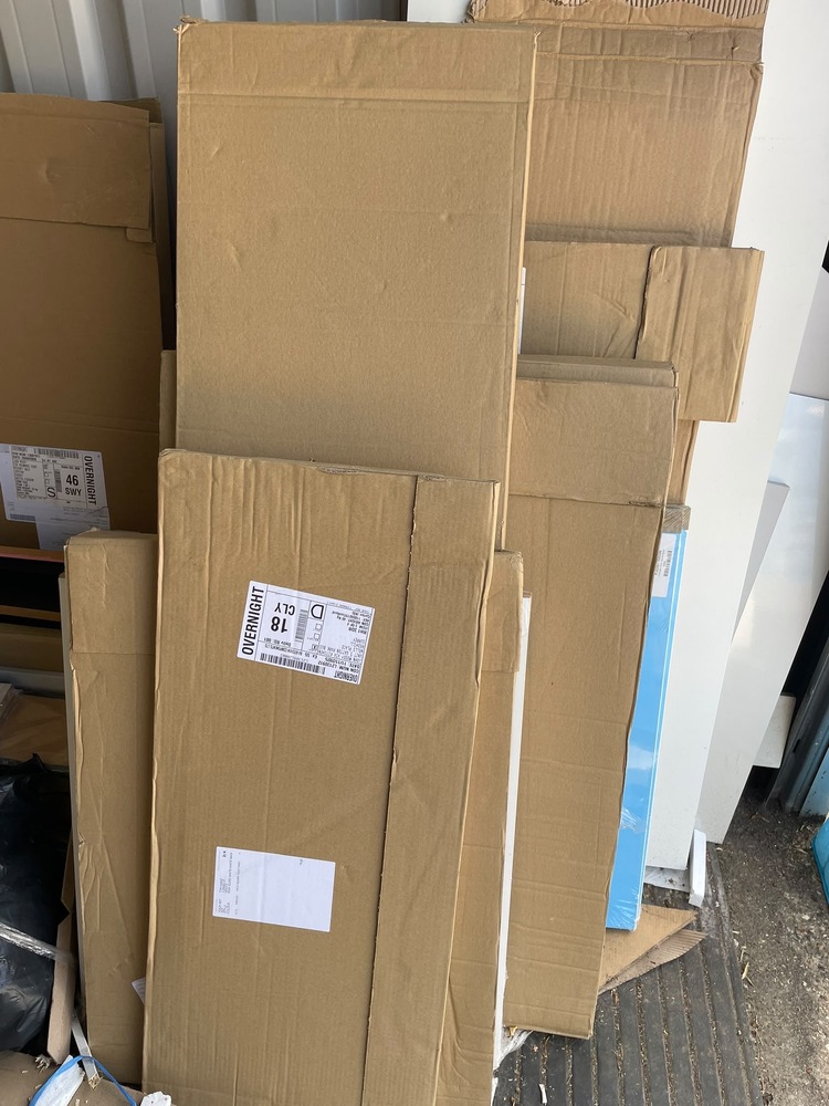 Redhill Storage Unit auction IB-6731
