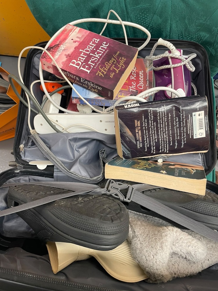 Charlton Self storage auction IB-2510 14