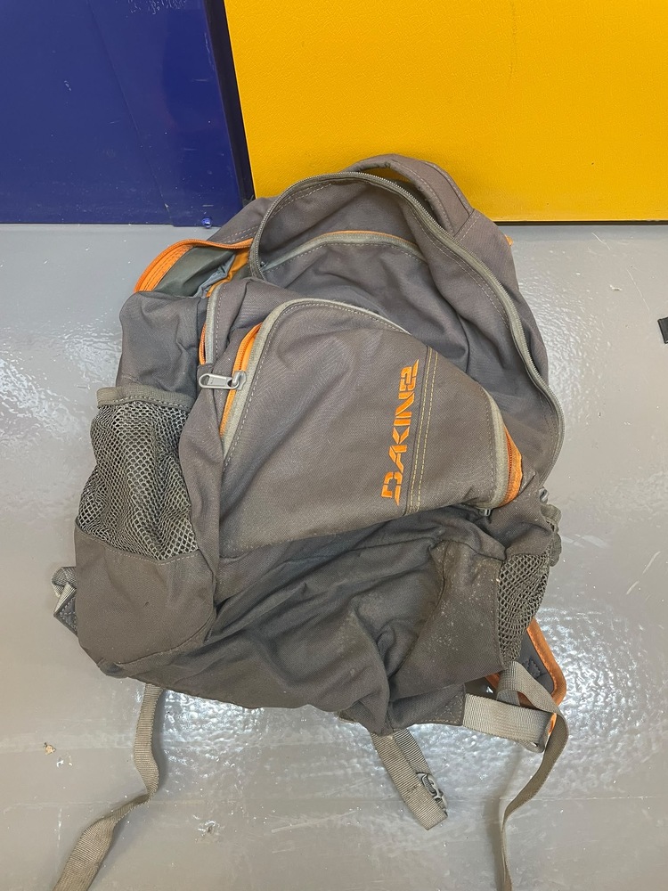 Crystal Palace Storage auction IB-8326 10