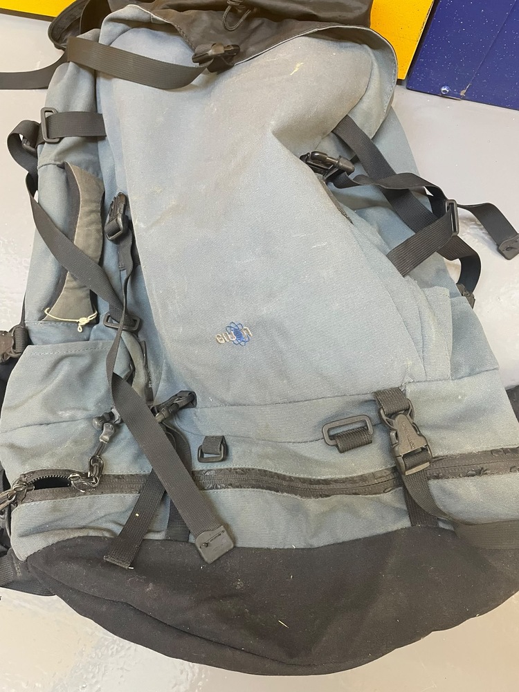 Crystal Palace Storage Facility auction IB-8326 11