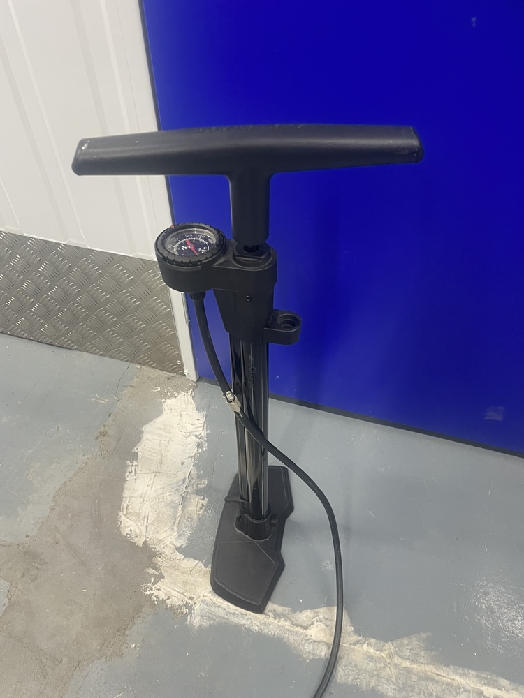 Acton storage facility unit auction IB-3920