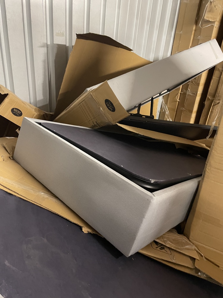 Staples Corner Storage Facility auction IB-8585