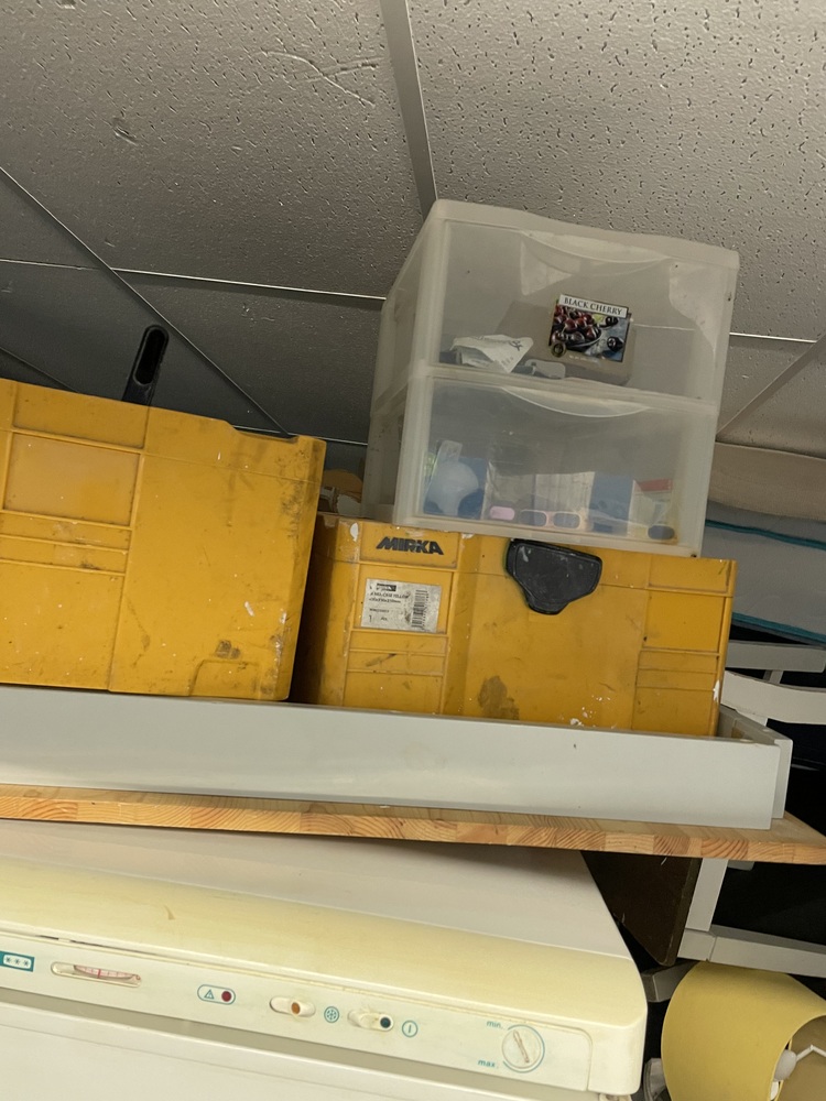 StorageMart Hove Self storage auction IB-5018 14
