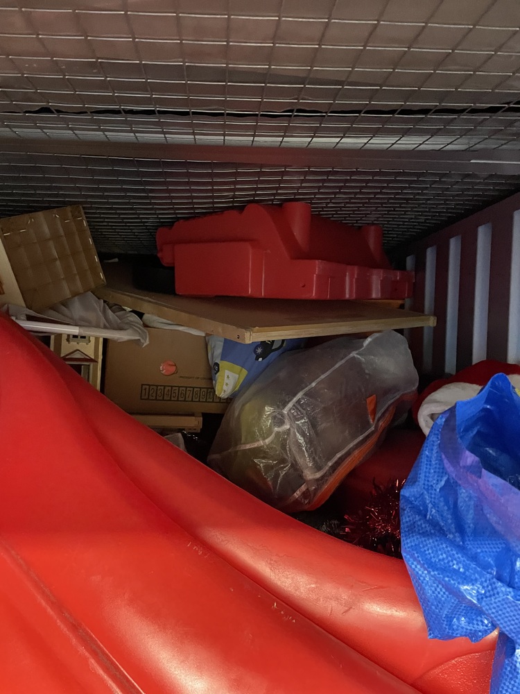 StorageMart Hove Storage Unit auction IB-8599