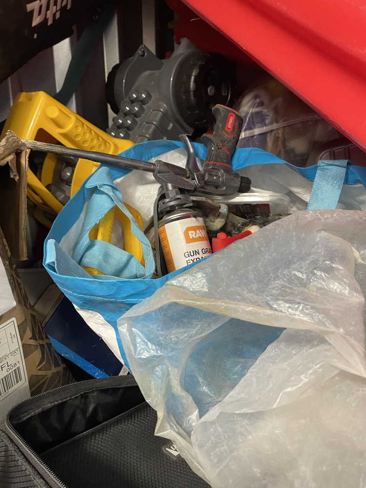 StorageMart Hove storage facility unit auction IB-8599