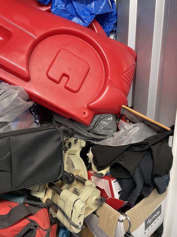 StorageMart Hove Self storage facility auction IB-8599 15