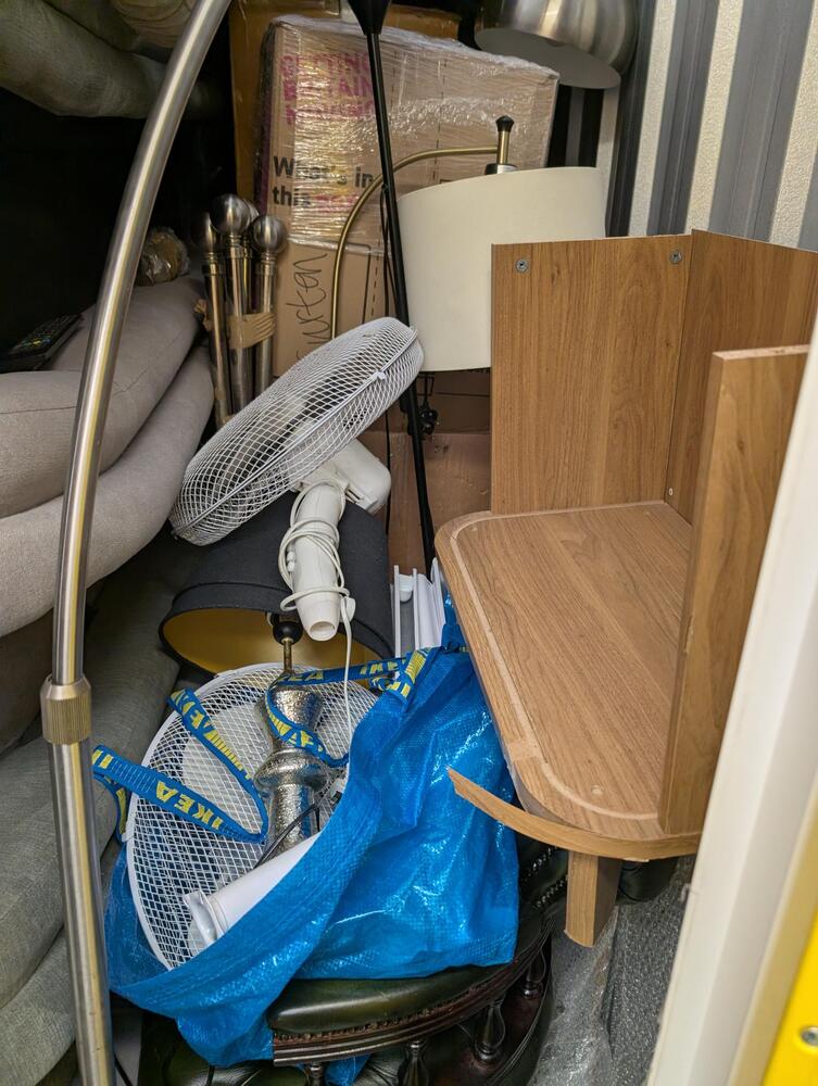 Chiswick Storage Unit auction IB-4481 12