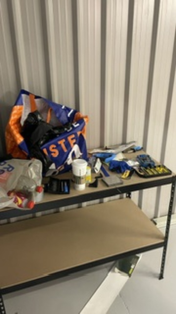 StorageMart Norwich Storage auction IB-9516 10