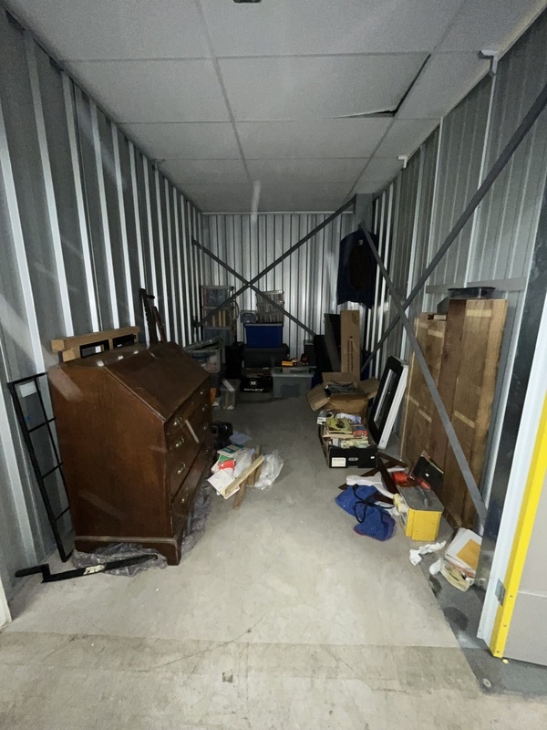 iBidOnStorage.co.uk Storage King Auction 16643750266245