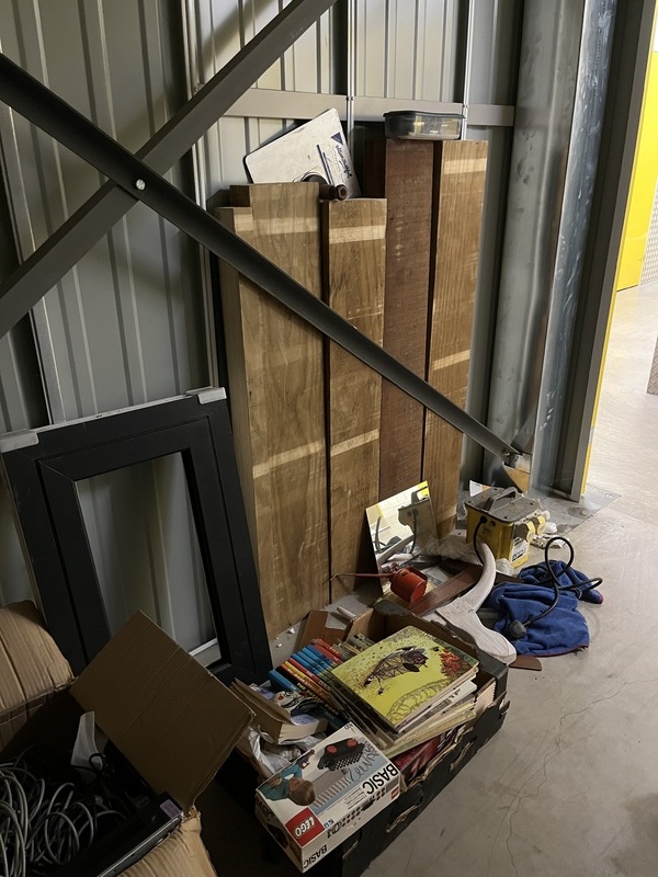 iBidOnStorage.co.uk Storage King Auction 16643750266245