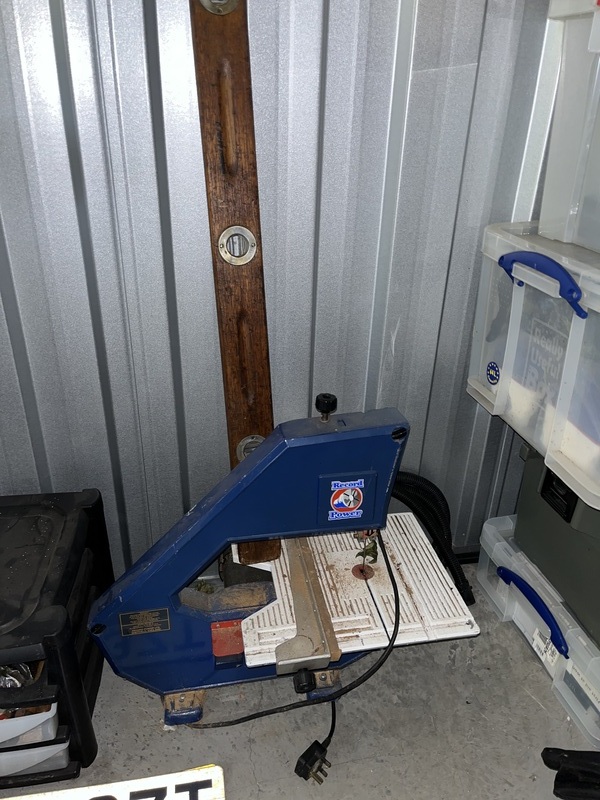 iBidOnStorage.co.uk Storage King Auction 16643750266245