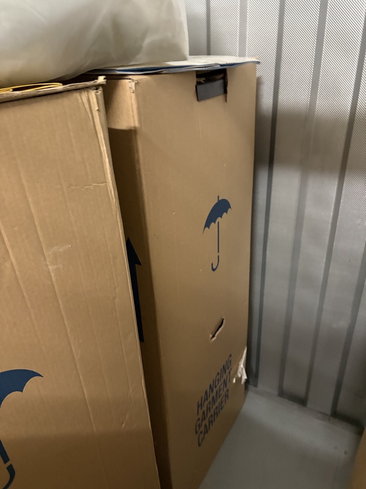 Cricklewood Self storage unit auction IB-5640