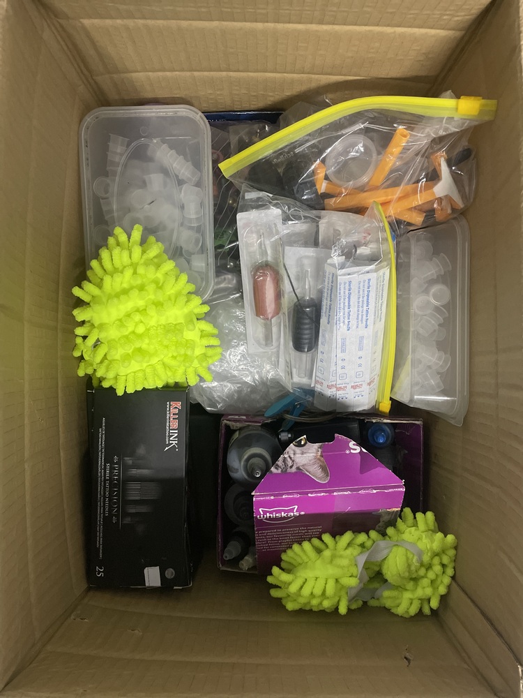 Carshalton Self storage unit auction IB-4463