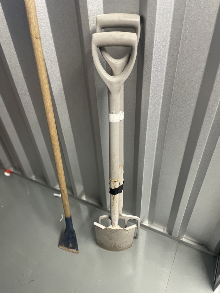 Carshalton Storage Facility auction IB-4463 11