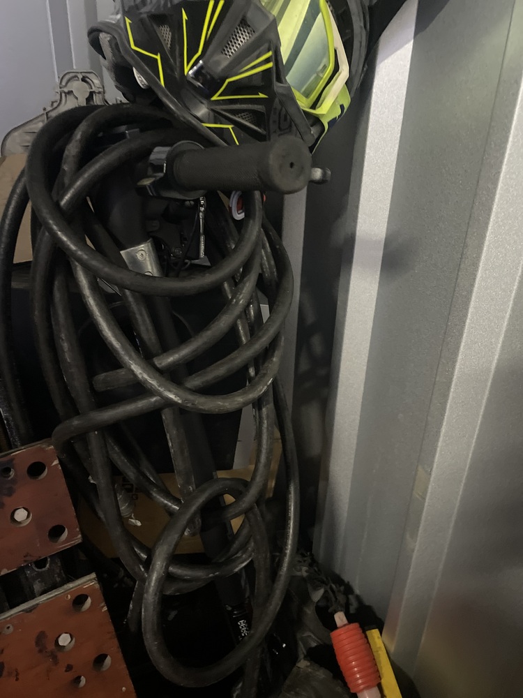Carshalton Storage auction IB-2363