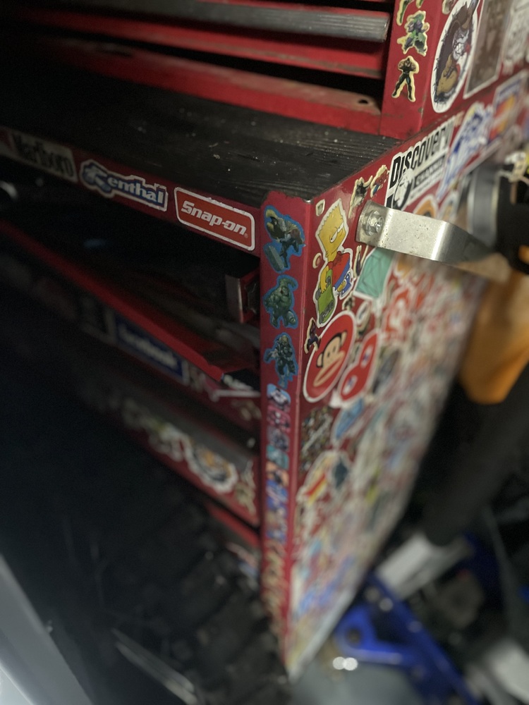 Carshalton storage facility unit auction IB-2363