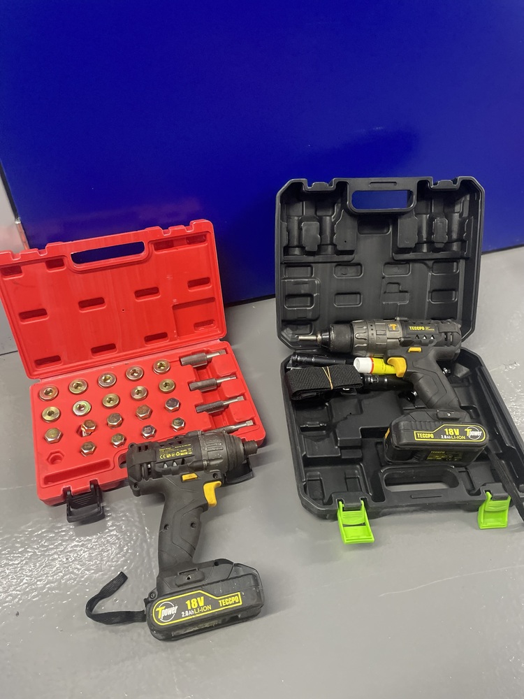 Carshalton Storage auction IB-2363 30
