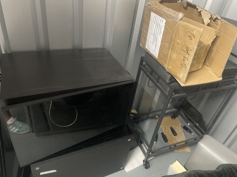 Wandsworth Storage auction IB-3299
