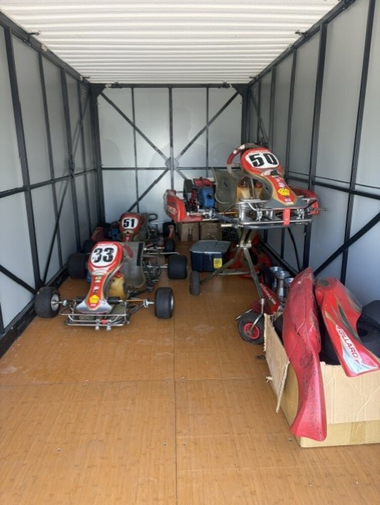 StorageMart Dunstable  storage facility unit auction IB-6566