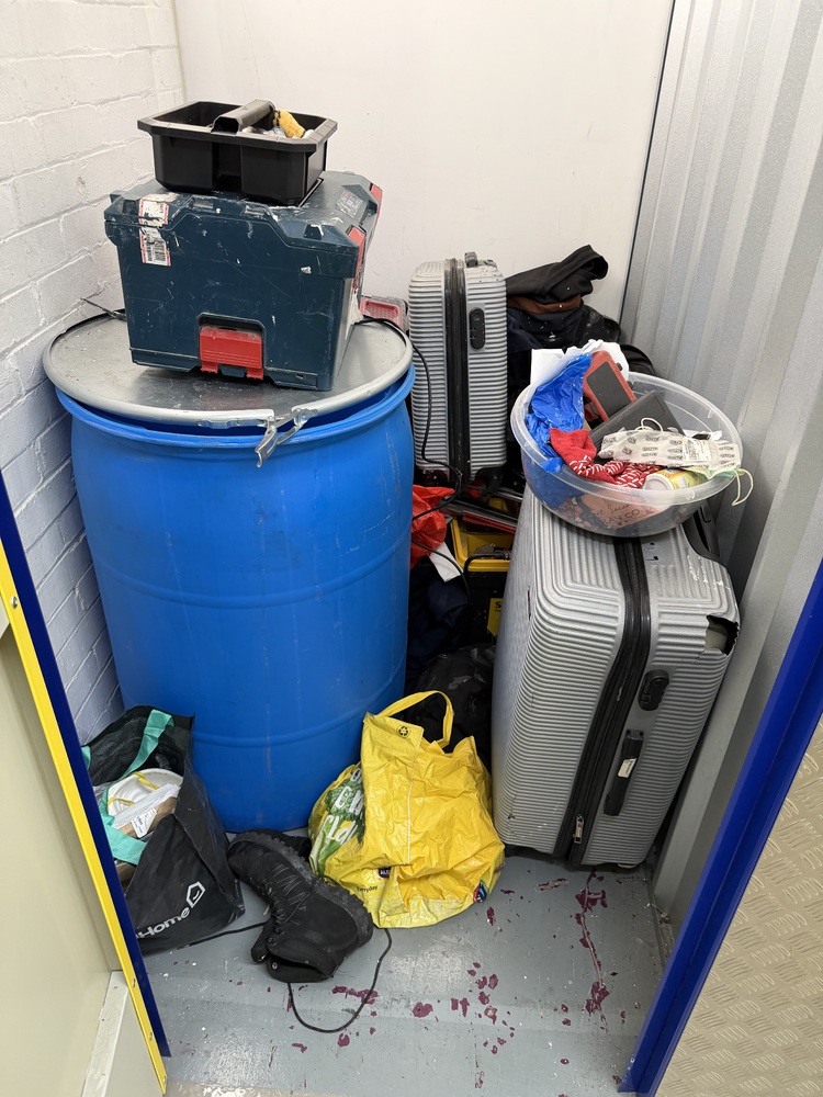 Stoke Newington Self storage unit auction IB-3689 23