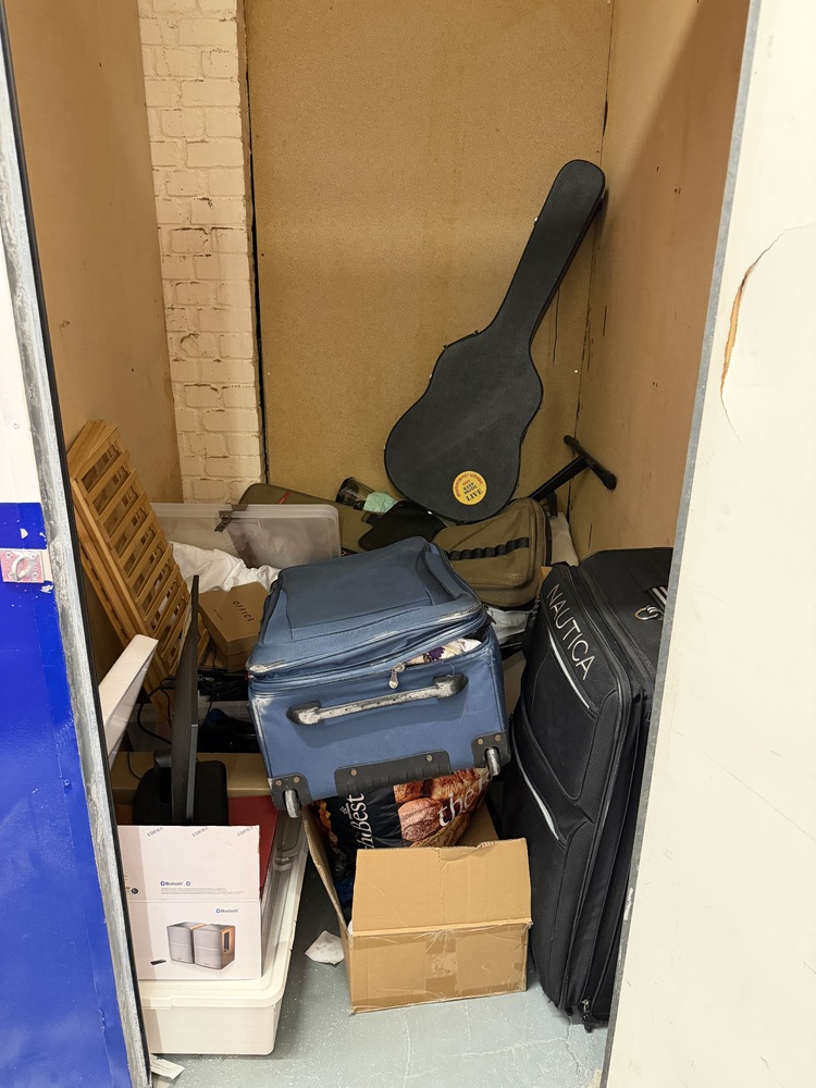 Holloway Rd Self storage auction IB-9775