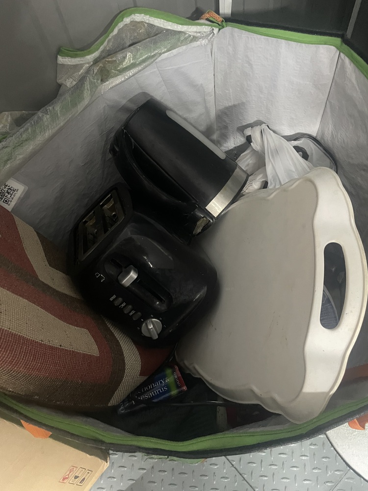 Bow Storage auction IB-4056