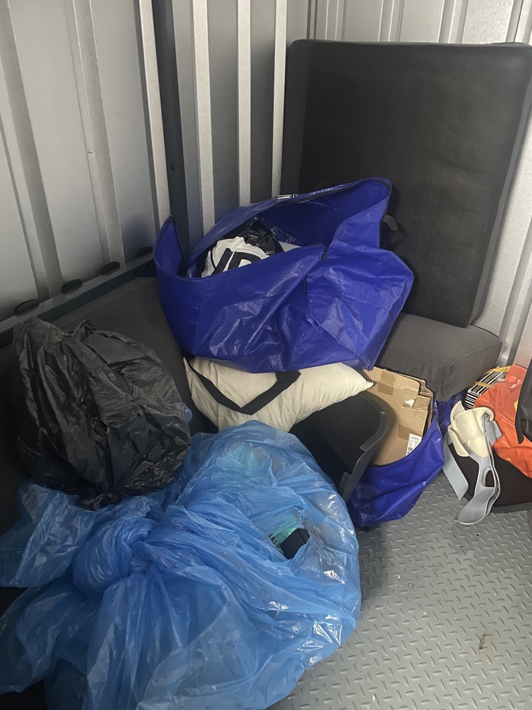 Bow Self storage auction IB-1322