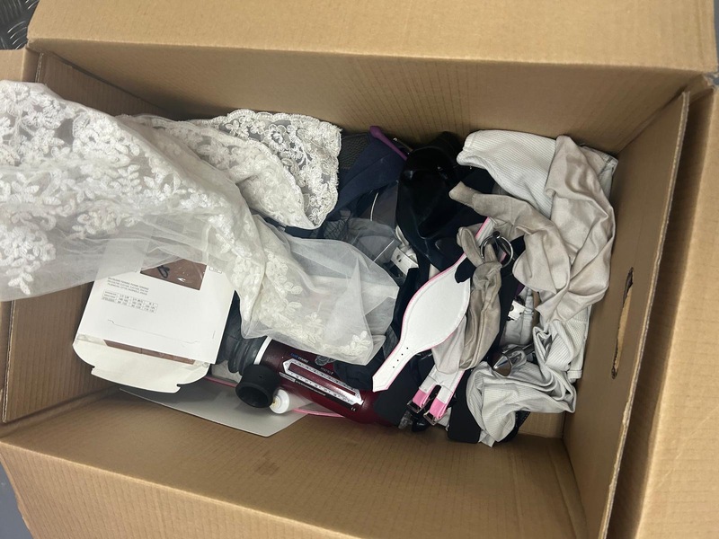 Bow Storage Unit auction IB-2198 12