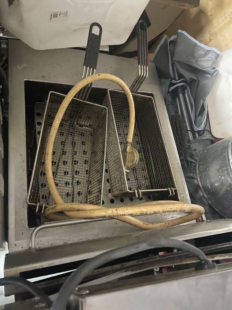 Bow Storage Facility auction IB-8146 11