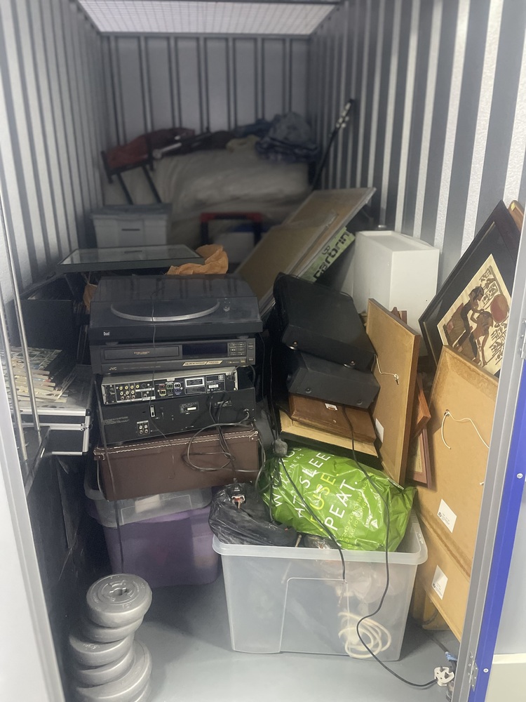 Lea Bridge Storage Unit auction IB-1859