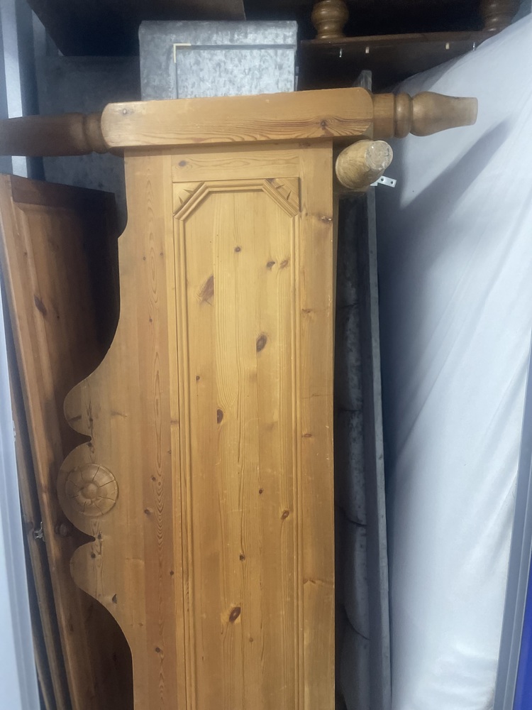 Lea Bridge Storage auction IB-2804