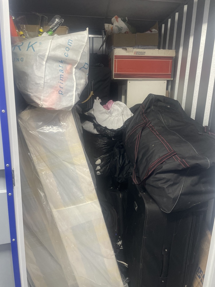 Lea Bridge Storage Unit auction IB-6628