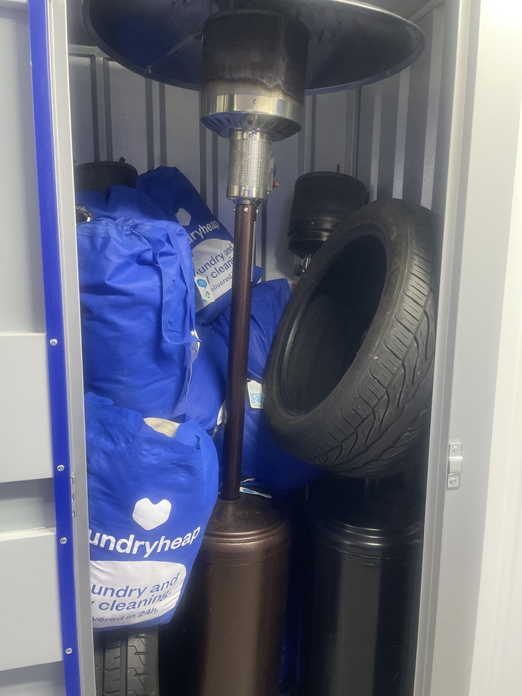 Staines Storage auction IB-5392