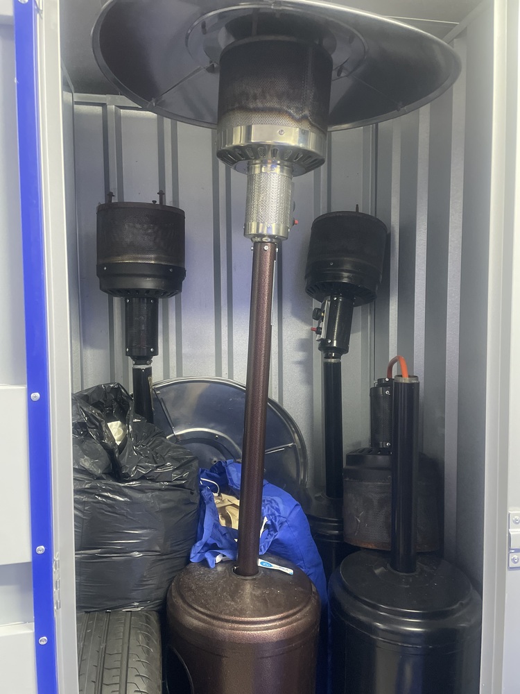 Staines Storage auction IB-5392 10