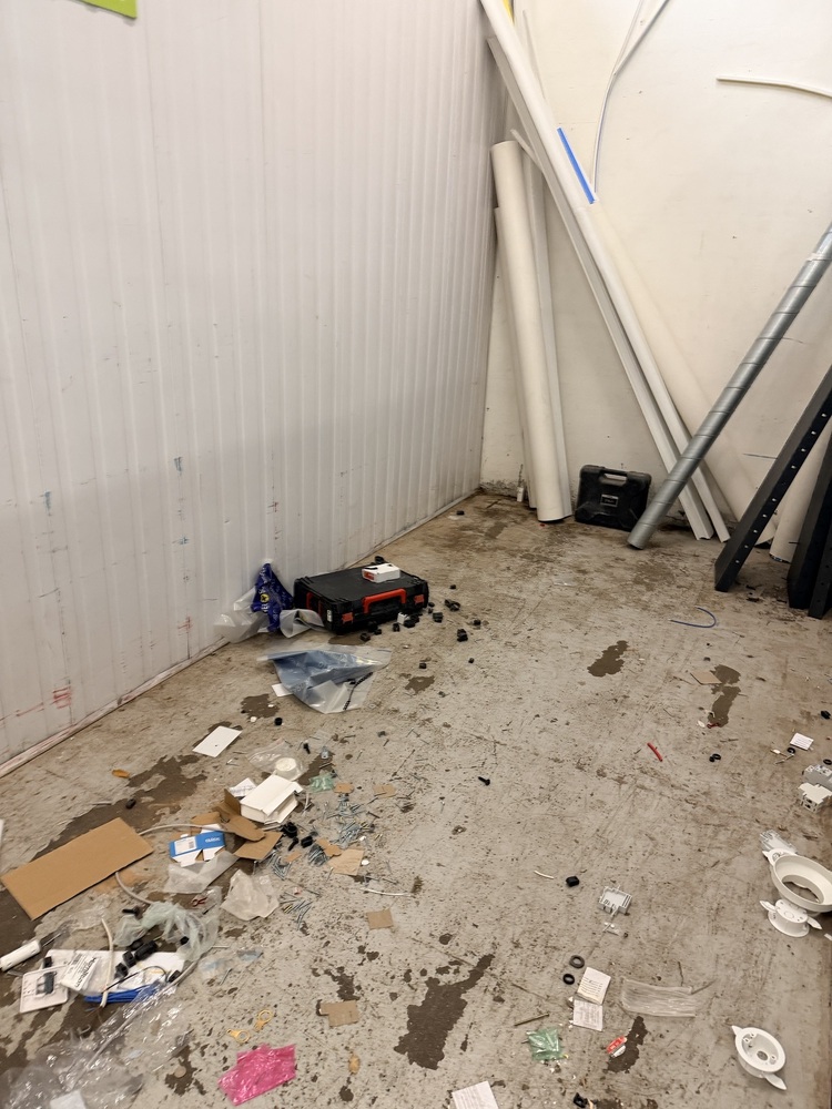 StorageMart Brighton (Crowhurst Rd) Self storage unit auction IB-6491