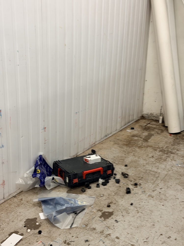 StorageMart Brighton (Crowhurst Rd) Storage auction IB-6491 10