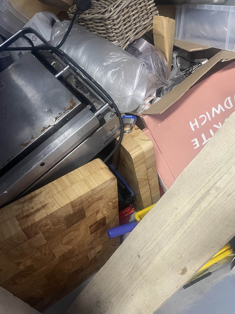Paddington Storage auction IB-2757 10