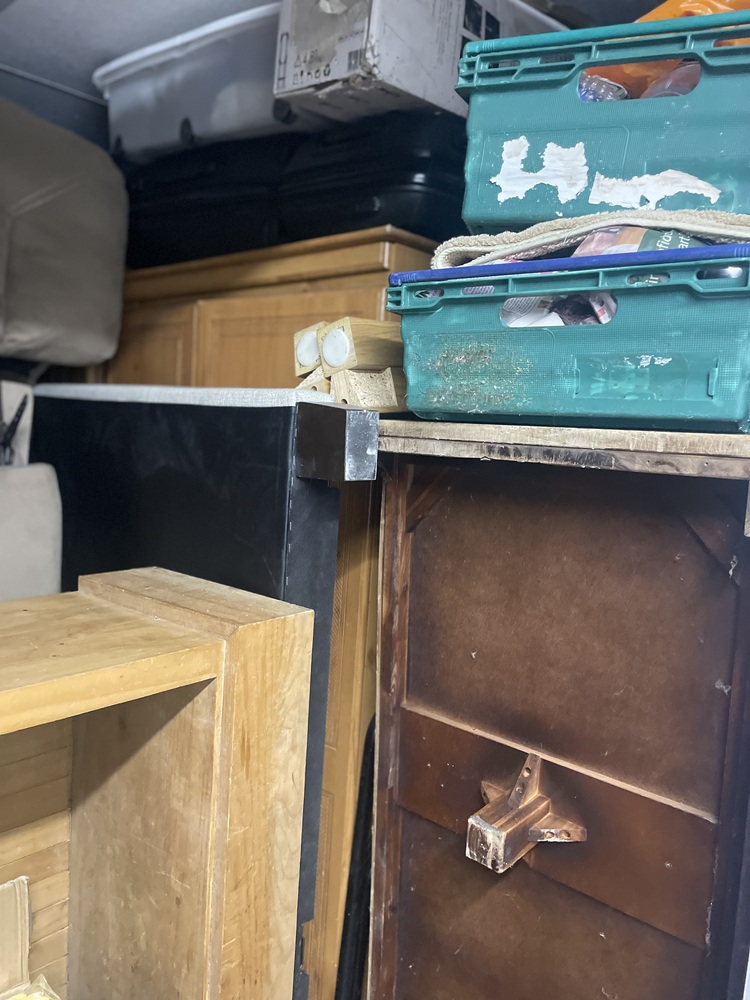 Mitcham Storage auction IB-8628