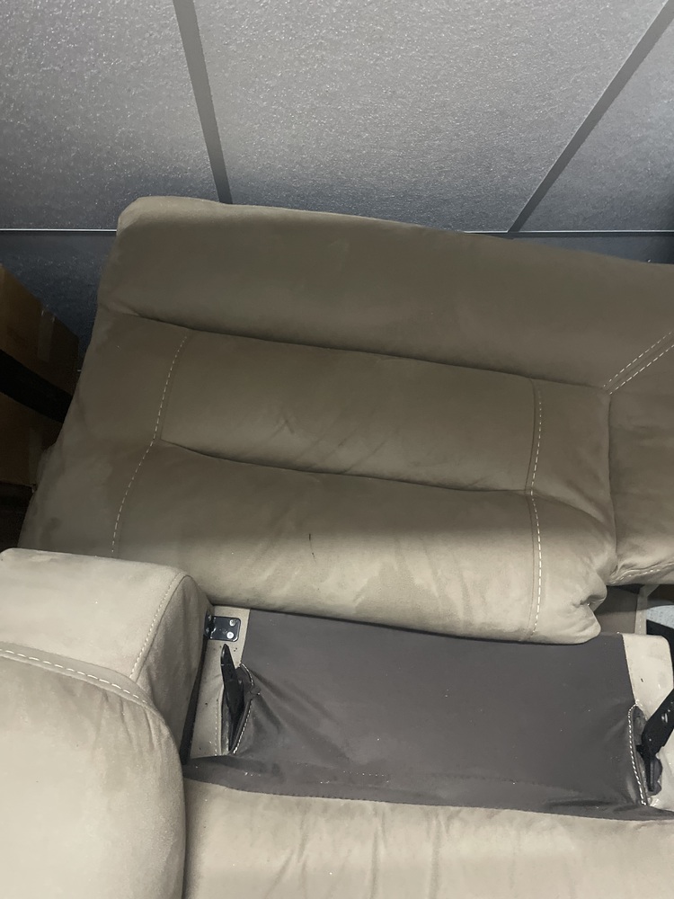 Mitcham Self storage facility auction IB-8628