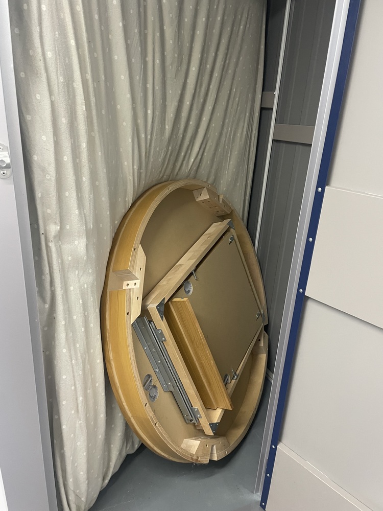 Mitcham Storage auction IB-9923