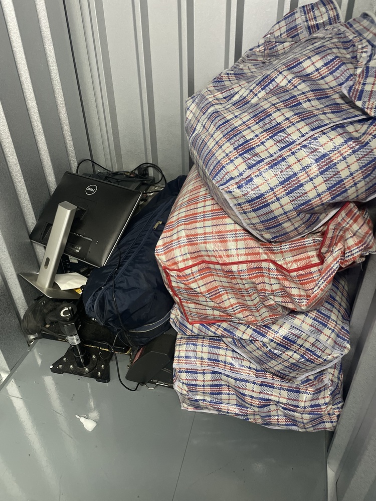 Mitcham Self storage unit auction IB-9417 13
