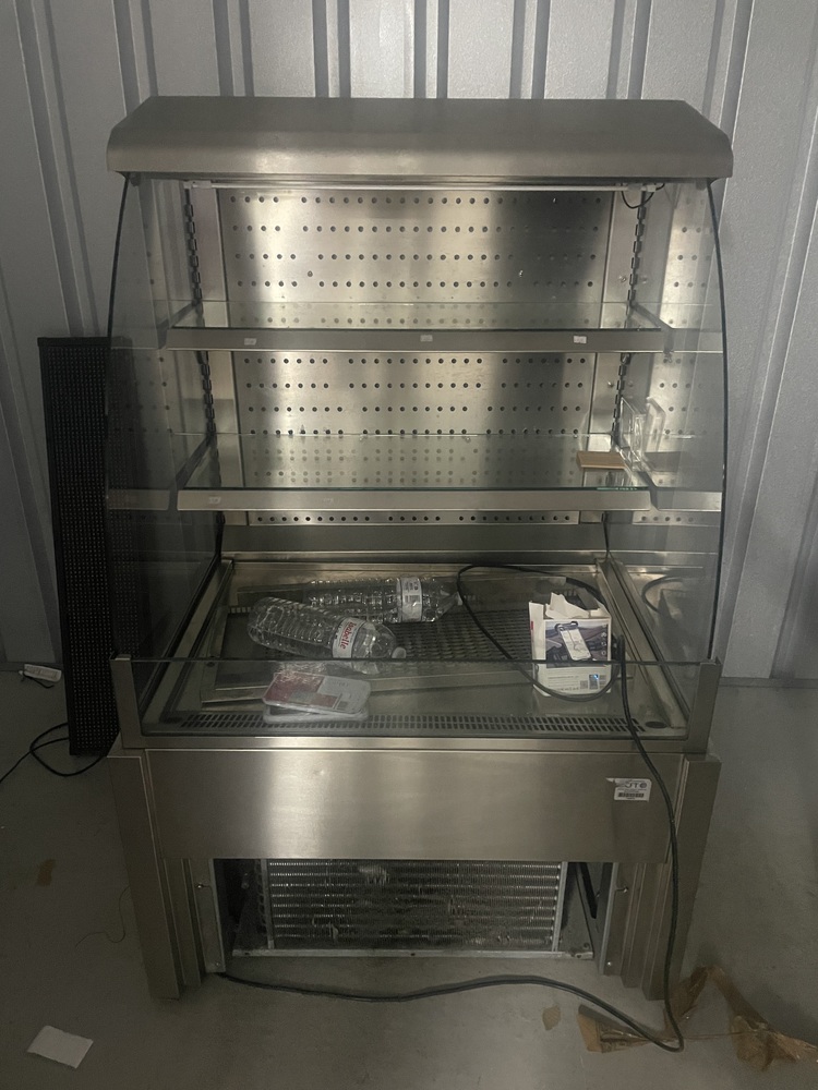 Paddington Self storage unit auction IB-9425 13