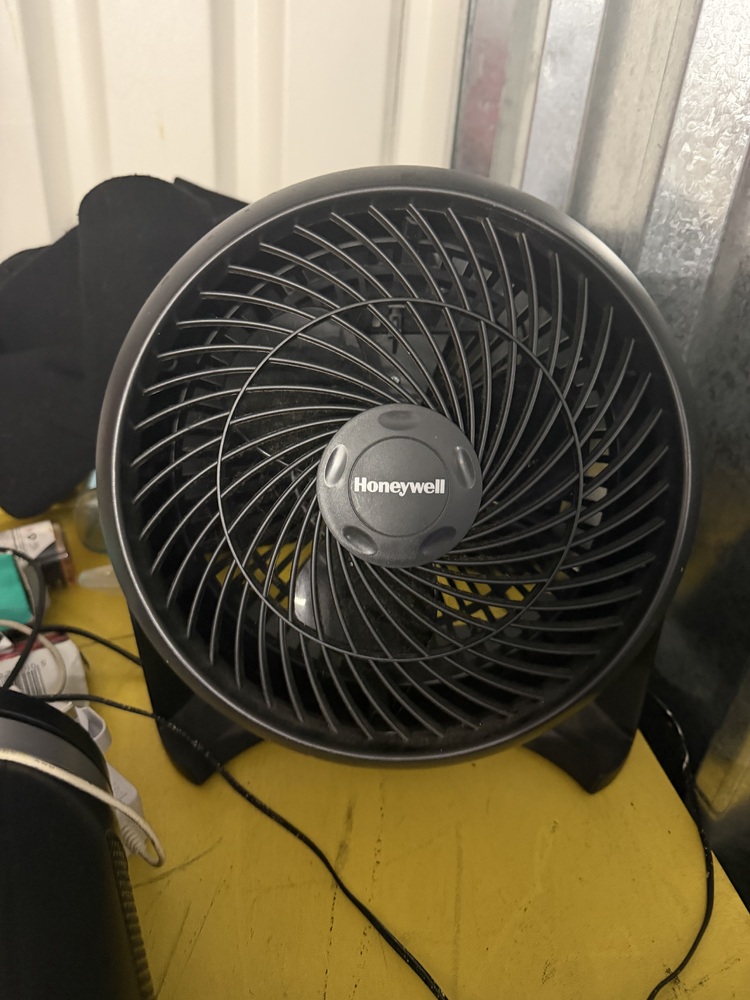 Edgware Storage auction IB-5962 10