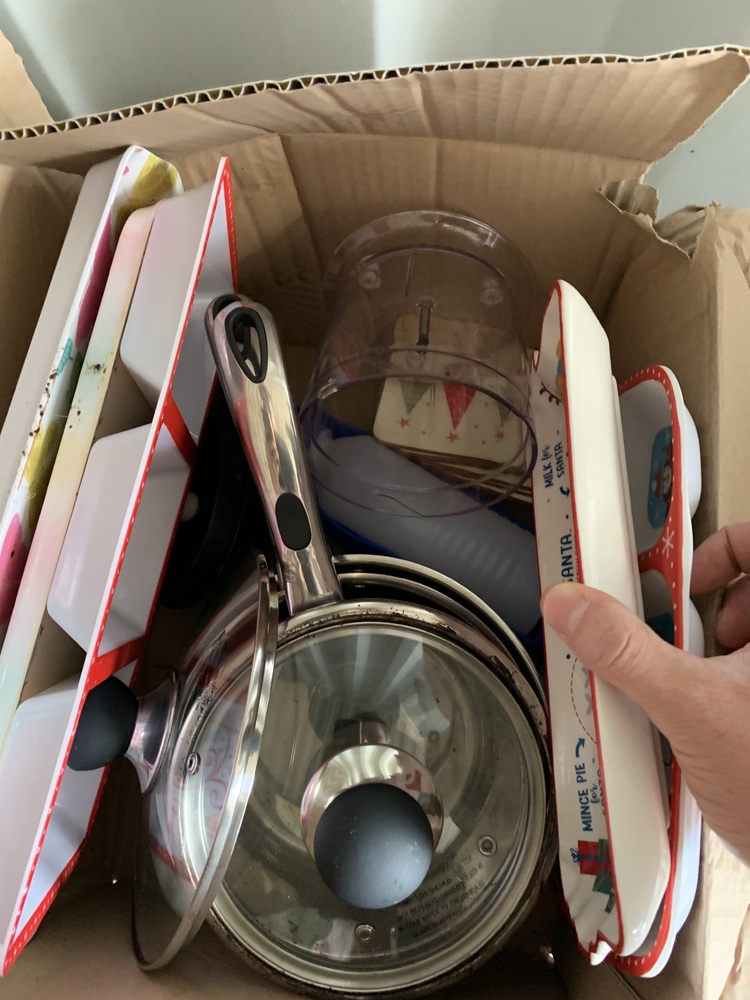 Eastleigh Storage Unit auction IB-6866