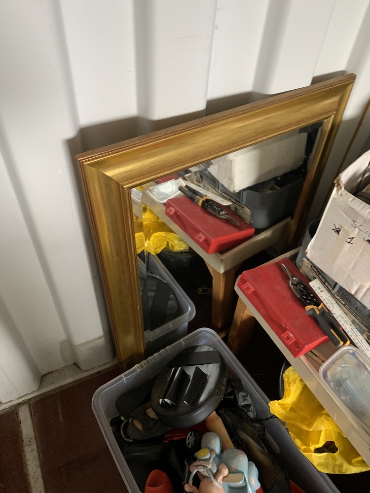 Eastleigh storage facility unit auction IB-6866 16