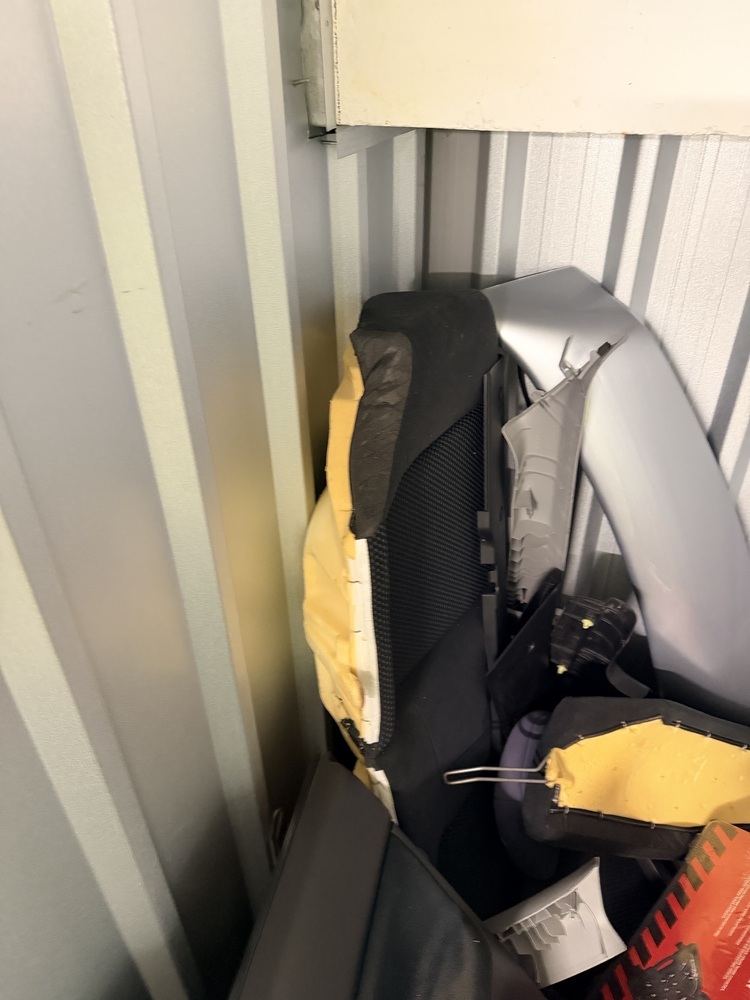 StorageMart Brighton (Crowhurst Rd) Self storage auction IB-2980